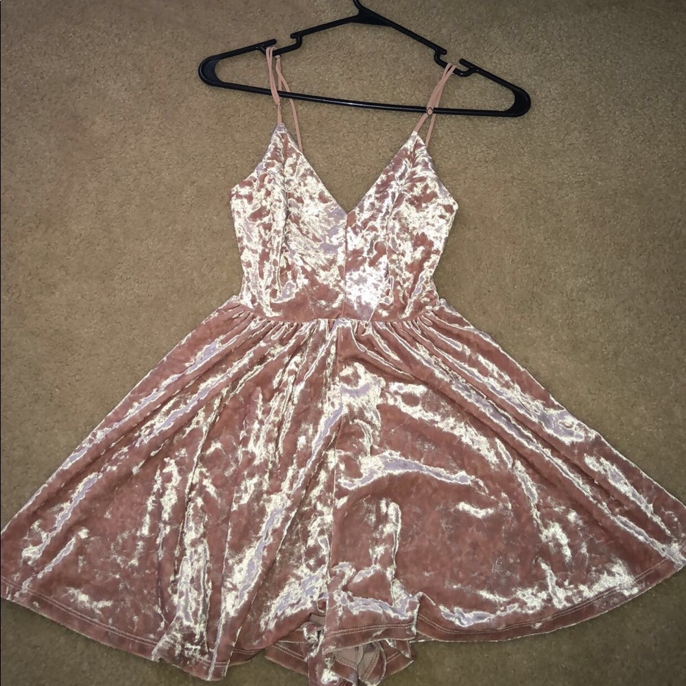 Urban outfitters velvet pink rhomper
